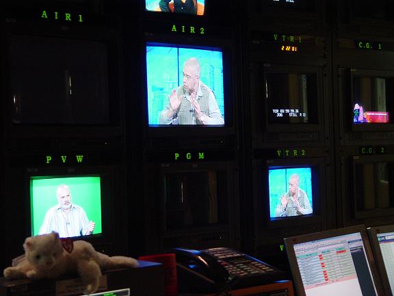 two charlatans tour 2005 website 1